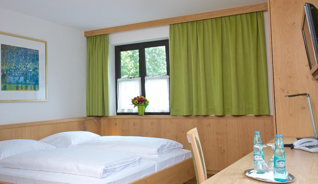Hotel Zur Muehle Ismaning Dış mekan fotoğraf